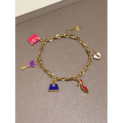 Bracelet en acier...